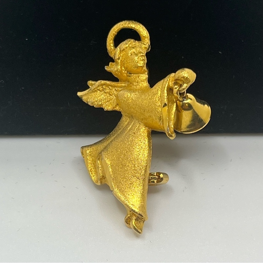 Vintage 70s Gold toned Signed RR
Angel with Dangling Bell Brooch.